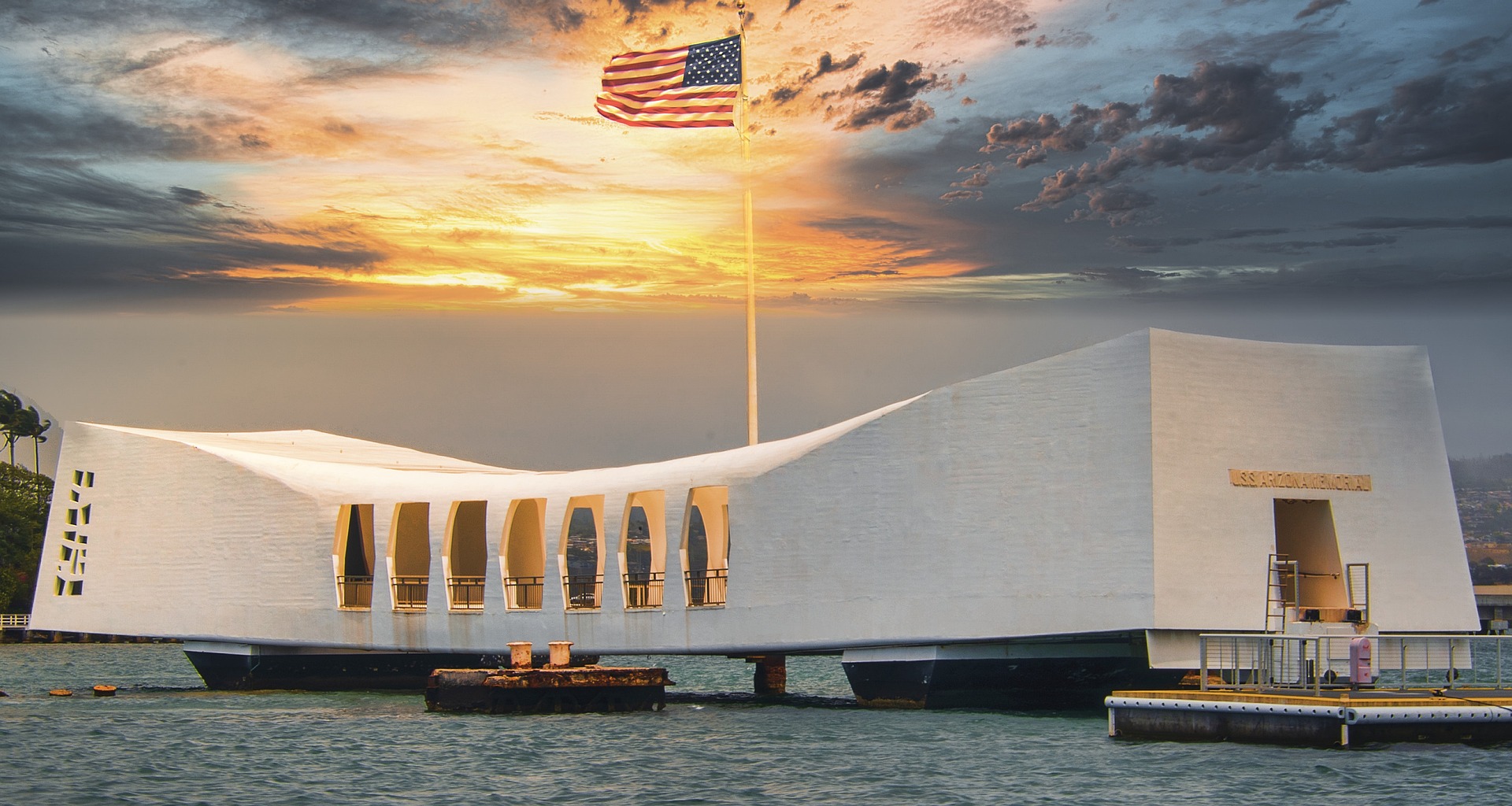 Visit Pearl Harbor: Tickets vs Tours